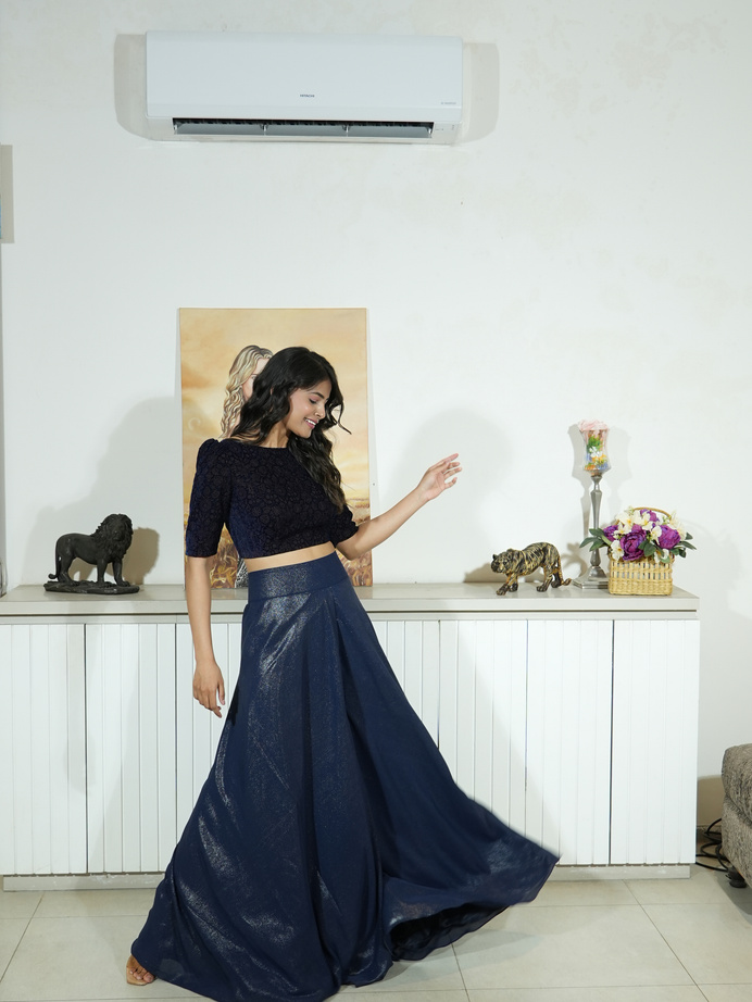 Velvet Crop Top with Flared Skirt Co-ord Set — thumbnail 2